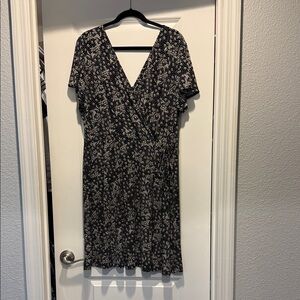 Kaileigh Monochrome Floral Midi Dress